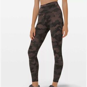 Lululemon Wunder Train High Rise Leggings
Camo Size 4